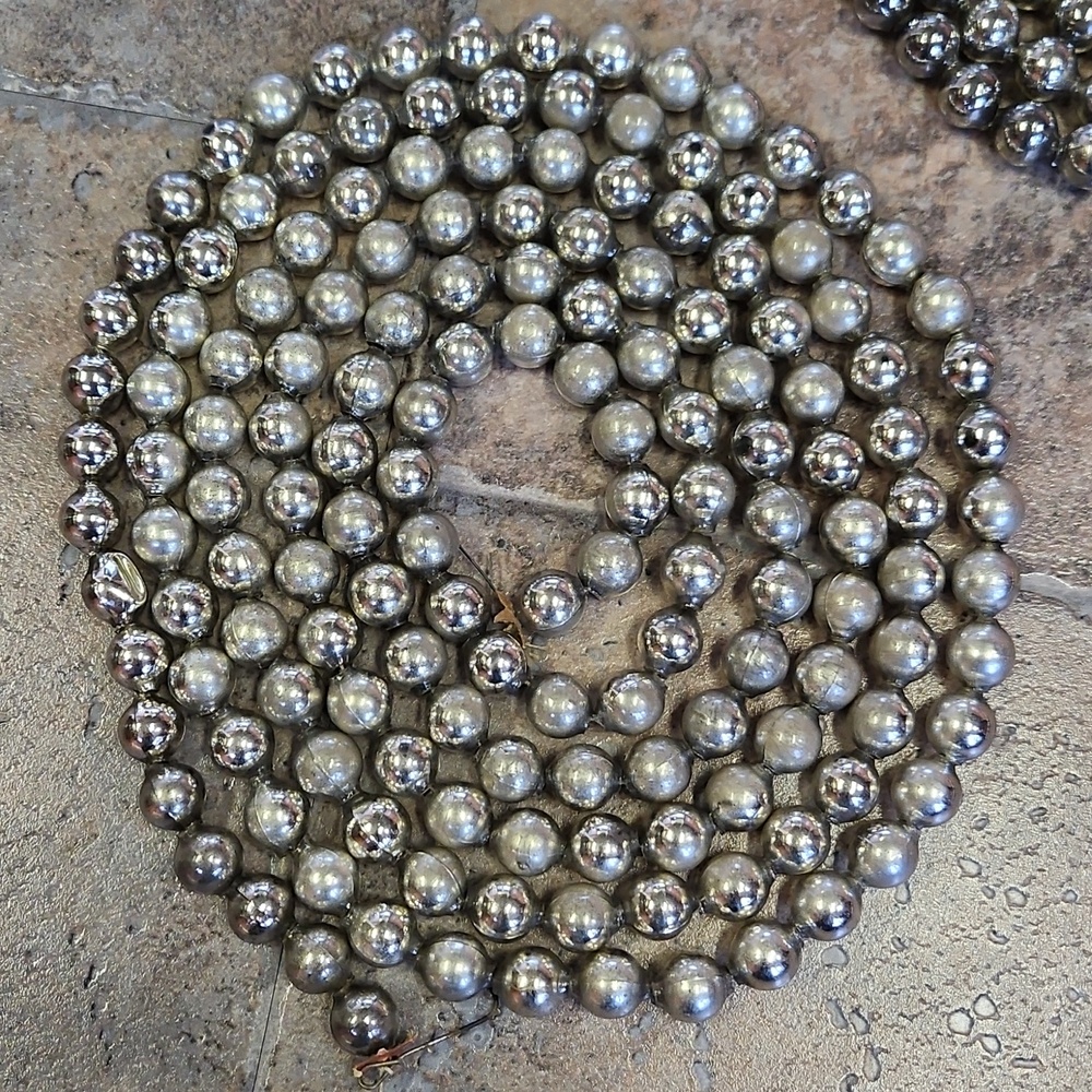 Vintage Silver Bead Garlands 38.92 Total Feet - Picture 4 of 9